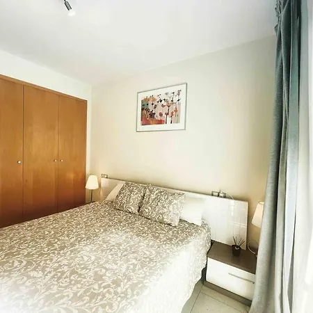 Con Piscina Y Parking Mas Blau Apartment *