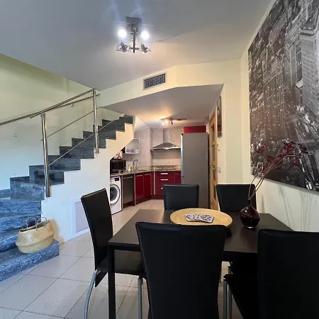 Duplex Piscina Y Parking Masblau By Host&joy Lloret de Mar