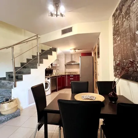 Daire Duplex Piscina Y Parking Masblau By Host&joy