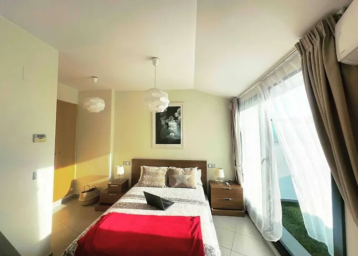 Duplex Piscina Y Parking Masblau By Host&joy Lloret de Mar